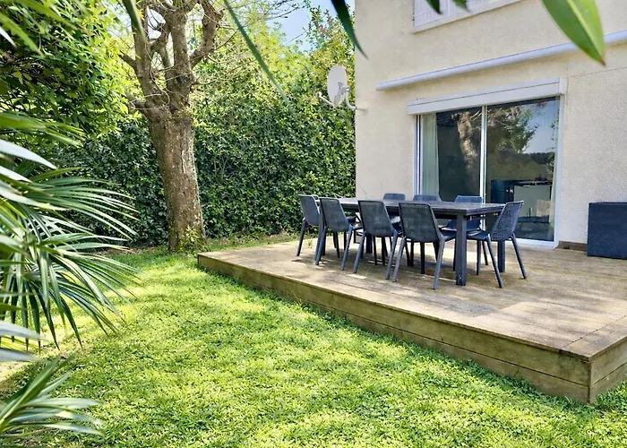 Nelly's House - Garden & Terrace